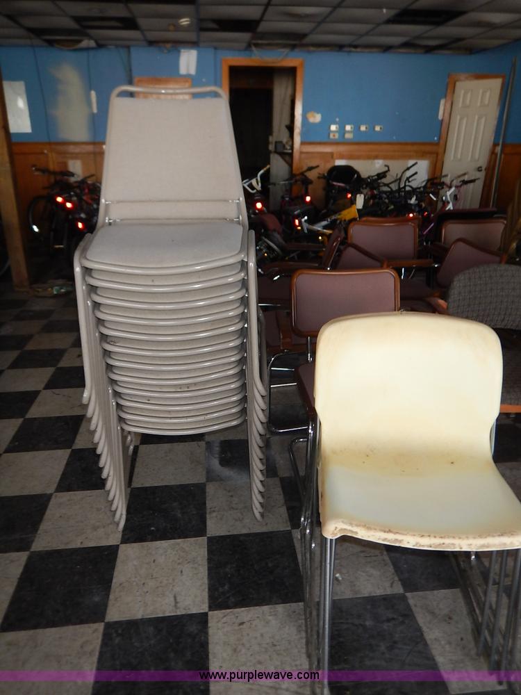 image for item BJ9586 Approximately 50 assorted office chairs