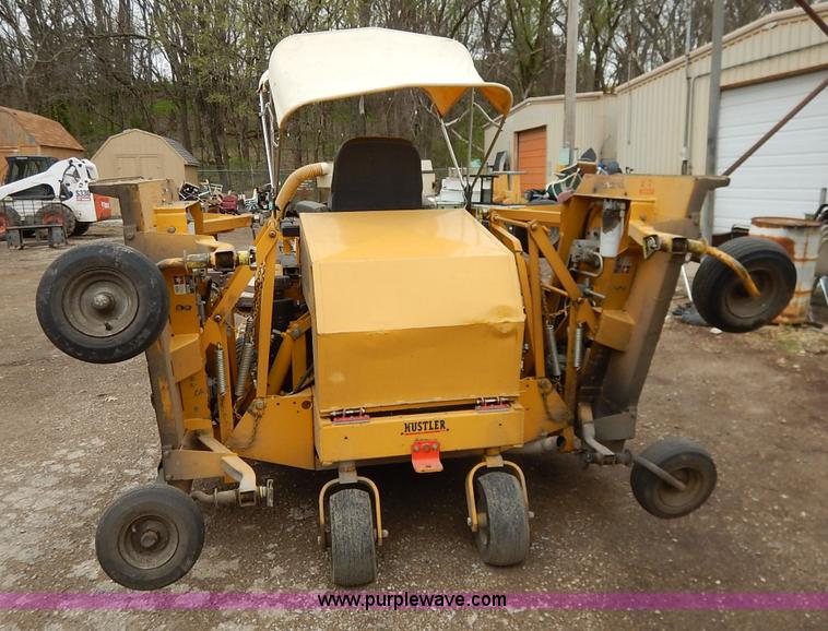 image for item BJ9674 Hustler 4600 lawn mower