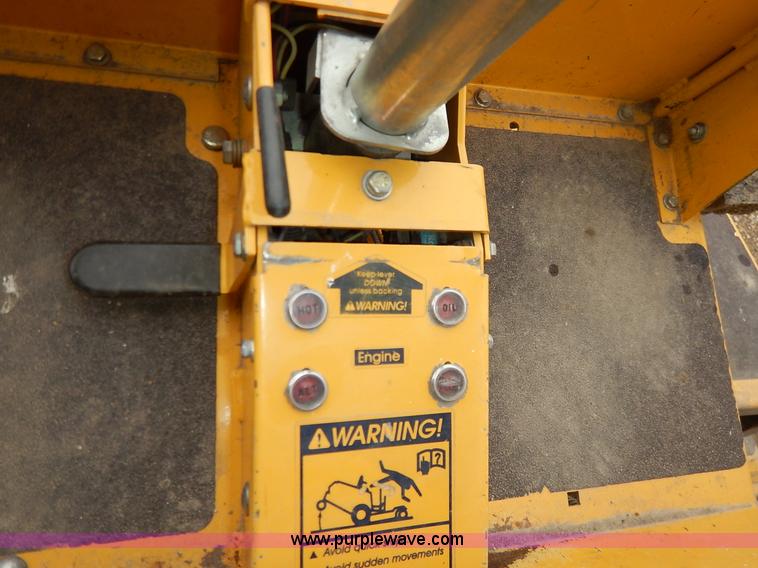 image for item BJ9674 Hustler 4600 lawn mower