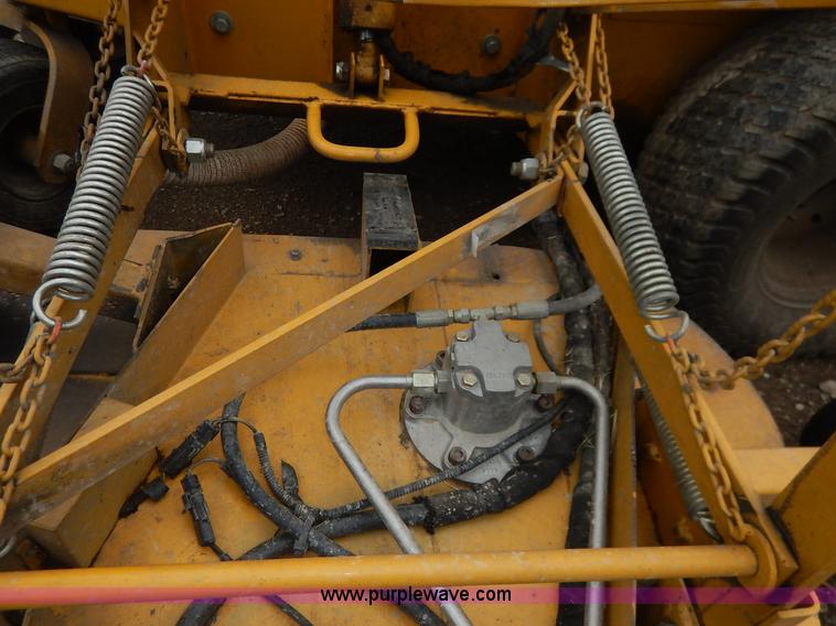 image for item BJ9674 Hustler 4600 lawn mower