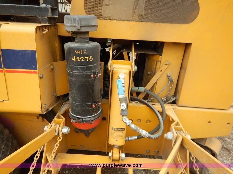 image for item BJ9674 Hustler 4600 lawn mower