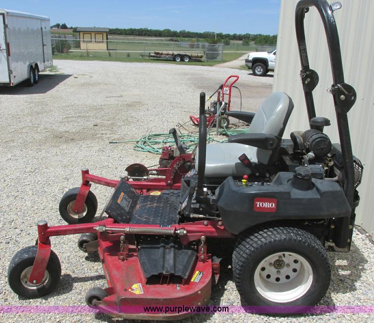 image for item BM9125 Toro ZTR lawn mower