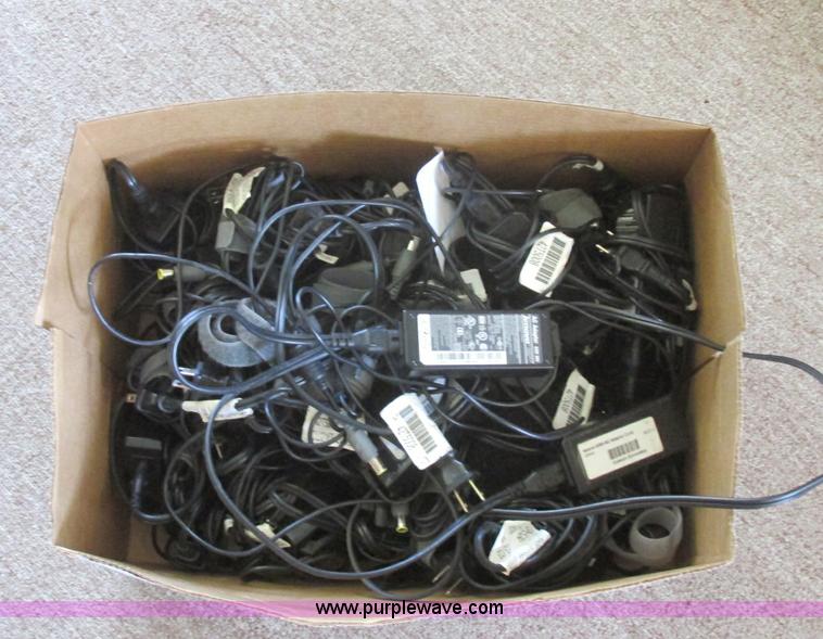 image for item BM9129 (28) Lenovo R61 laptop computers