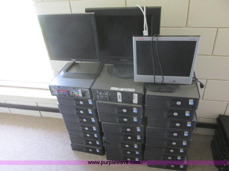 image for item BM9131 (24) Dell Optiplex GX620 computers