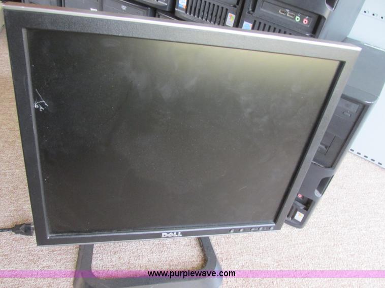 image for item BM9131 (24) Dell Optiplex GX620 computers