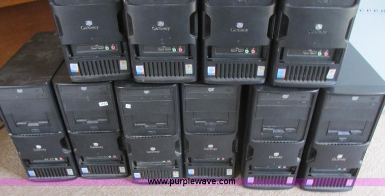 image for item BM9132 (13) Gateway E-200D computers