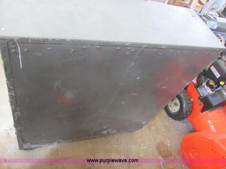 image for item BM9133 Metal cabinet