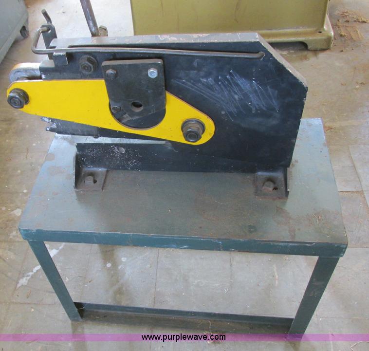 image for item BM9138 TJL plate bar section steel shear