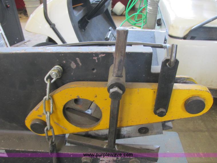 image for item BM9138 TJL plate bar section steel shear