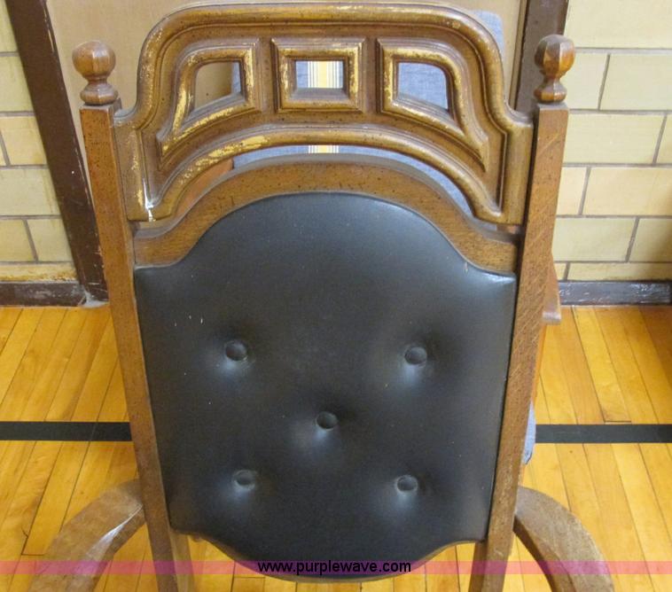 image for item BM9139 Assorted furniture