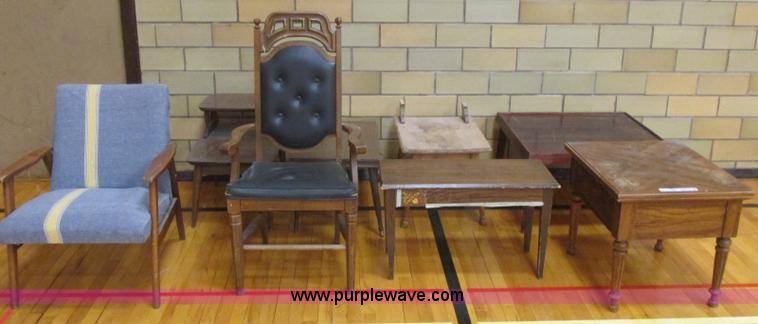 image for item BM9139 Assorted furniture