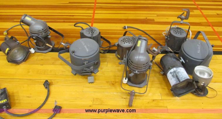 image for item BM9142 (10) assorted stage lights