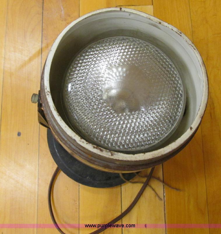 image for item BM9142 (10) assorted stage lights