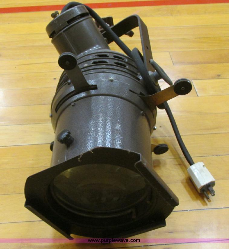 image for item BM9142 (10) assorted stage lights