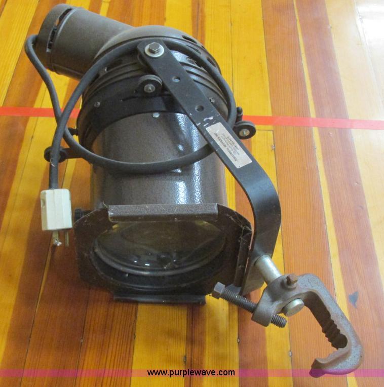 image for item BM9142 (10) assorted stage lights
