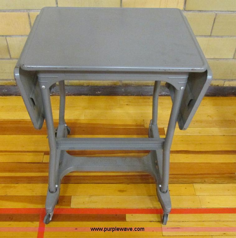 image for item BM9143 (6) assorted media carts