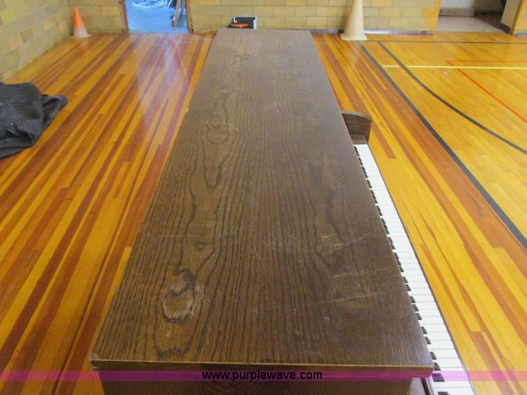 image for item BM9144 Baldwin Hamilton piano