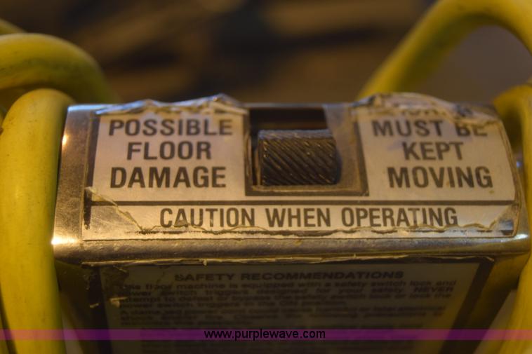 image for item BM9176 Assorted items