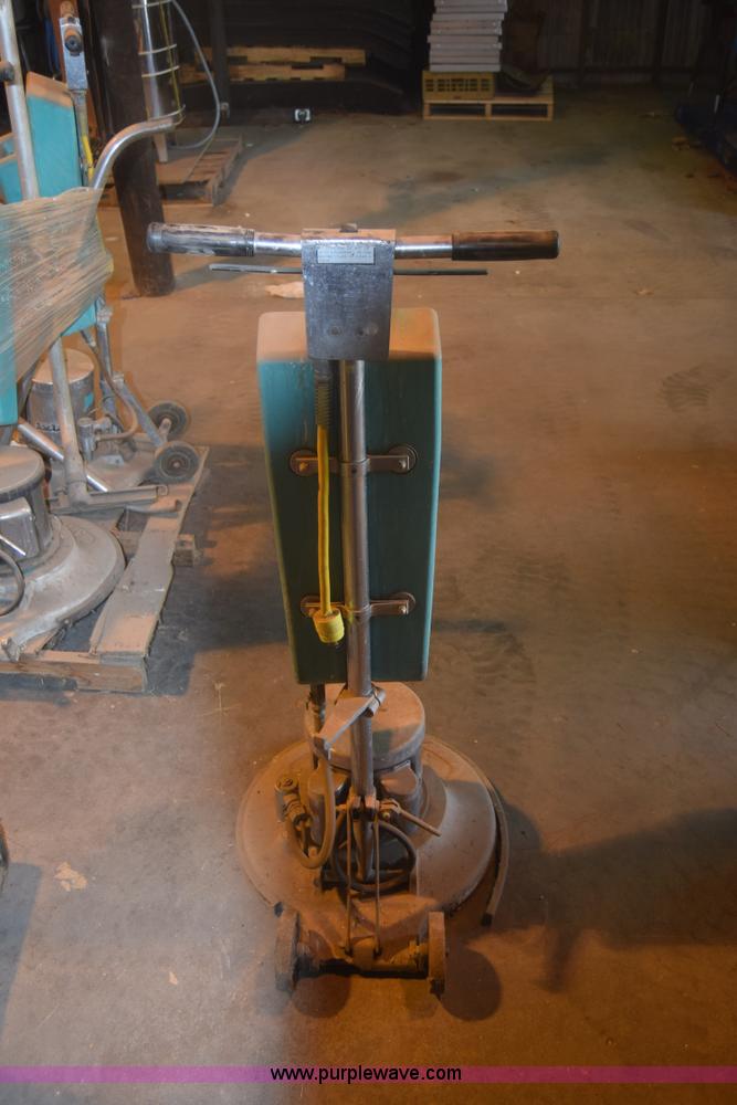 image for item BM9176 Assorted items