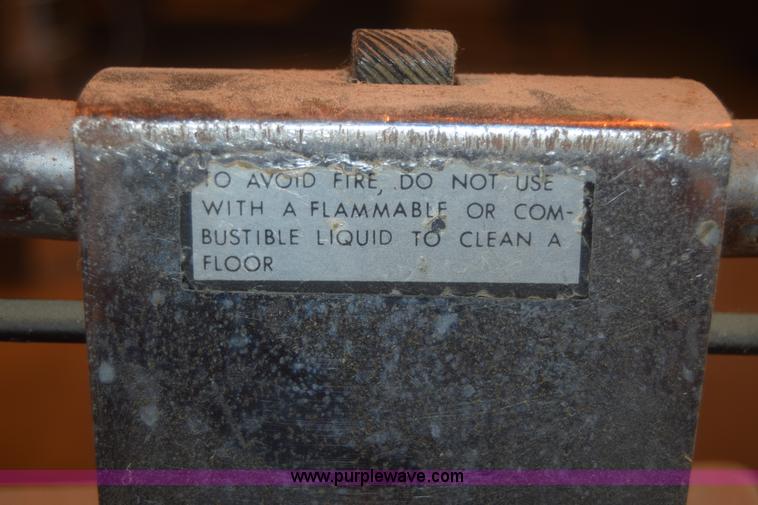 image for item BM9176 Assorted items