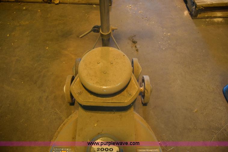 image for item BM9176 Assorted items