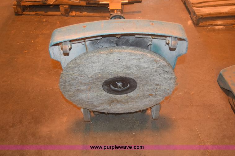 image for item BM9176 Assorted items