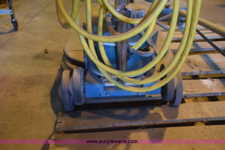 image for item BM9176 Assorted items