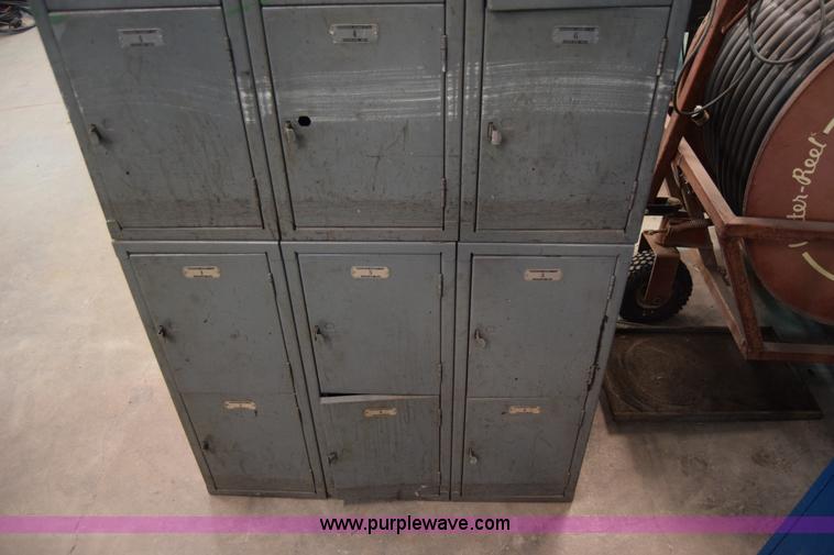 image for item BP9084 (12) foot lockers