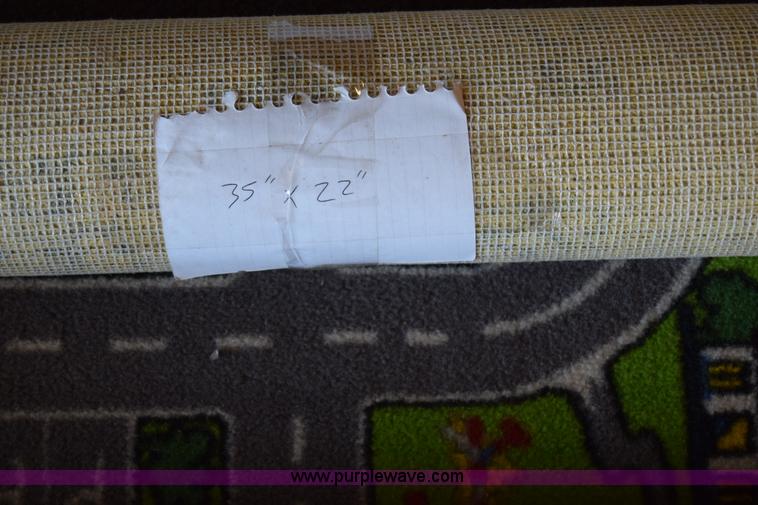 image for item BP9105 (7) assorted area rugs