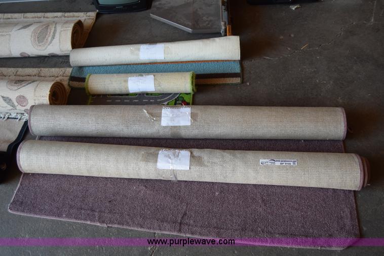 image for item BP9105 (7) assorted area rugs