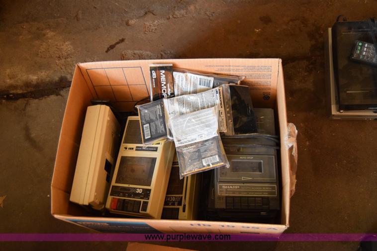 image for item BP9106 Assorted electronics