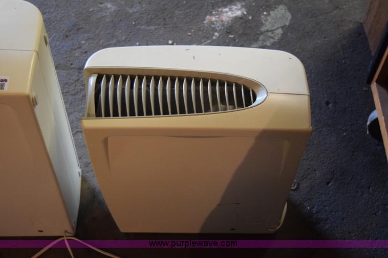 image for item BP9114 (2) GE air purifiers