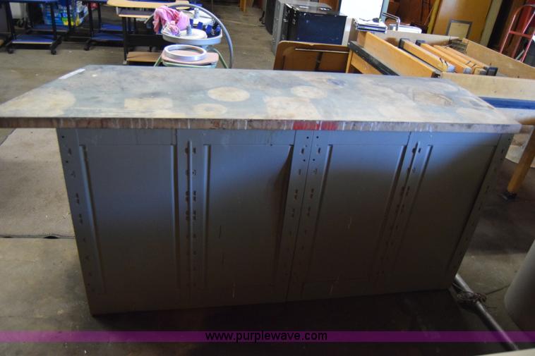 image for item BP9119 (2) cabinets