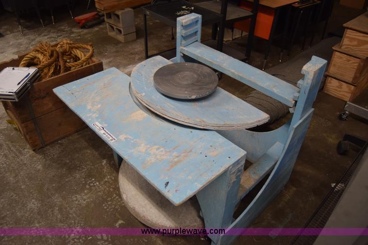 image for item BP9133 Pottery wheel