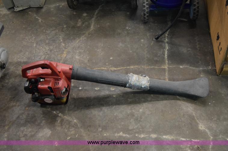 image for item BP9153 Assorted lawn equipment