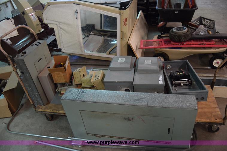 image for item BP9156 Assorted electrical boxes