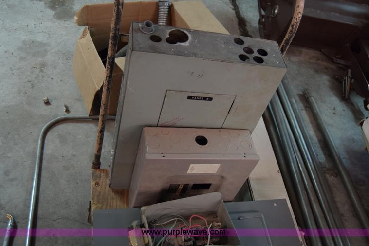 image for item BP9156 Assorted electrical boxes