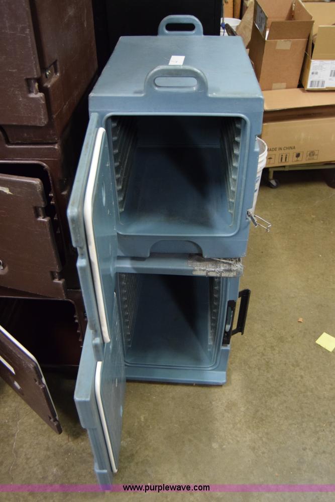 image for item BP9167 (7) Cambro insulated pan carriers