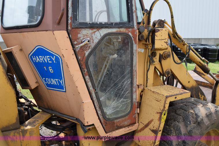 image for item E6474 1989 Case W11B wheel loader