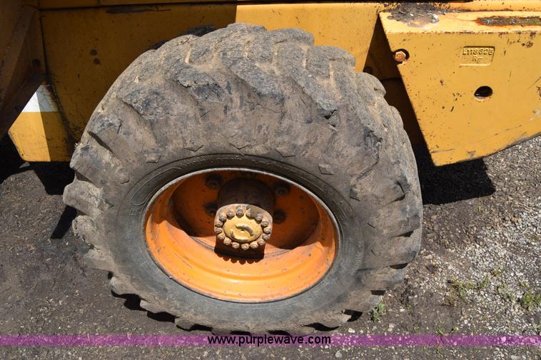 image for item E6474 1989 Case W11B wheel loader