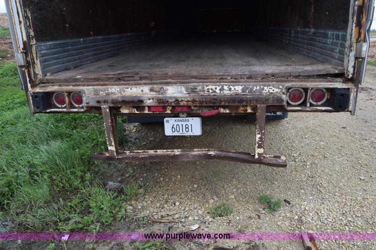 image for item E6475 1987 Great Dane 7311TJW48 dry van trailer