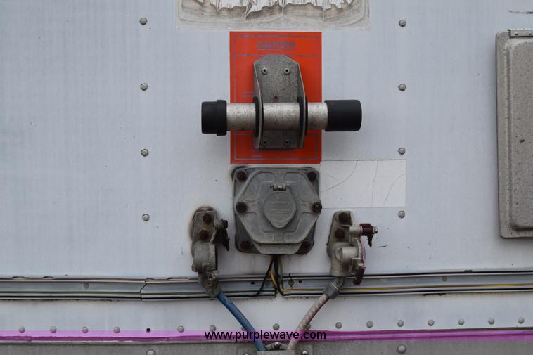 image for item E6475 1987 Great Dane 7311TJW48 dry van trailer