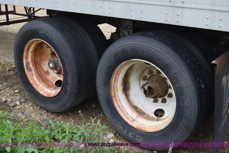 image for item E6475 1987 Great Dane 7311TJW48 dry van trailer