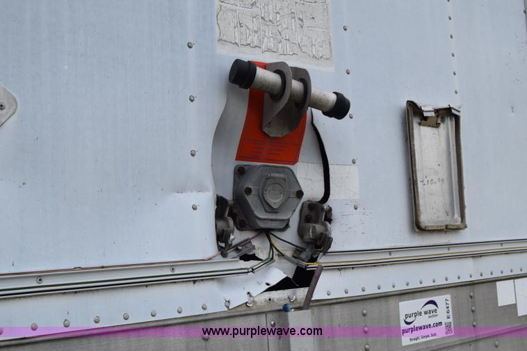 image for item E6477 1986 Great Dane 7311TJW48 dry van trailer