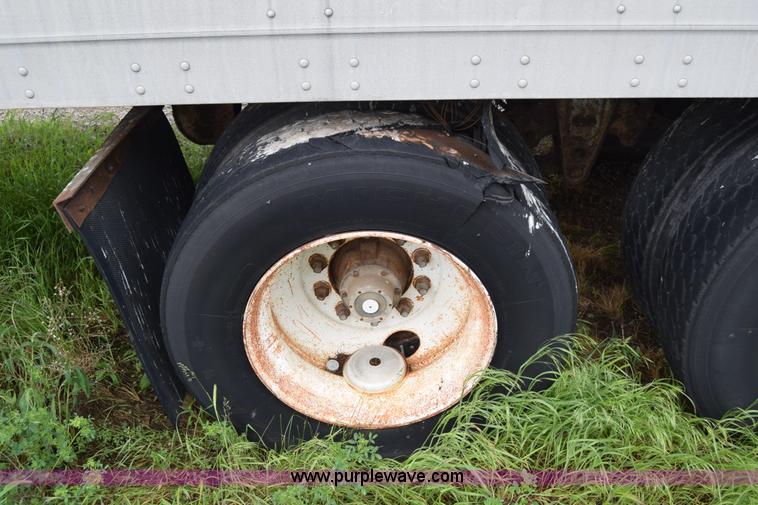 image for item E6477 1986 Great Dane 7311TJW48 dry van trailer