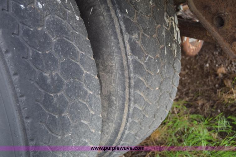 image for item E6477 1986 Great Dane 7311TJW48 dry van trailer