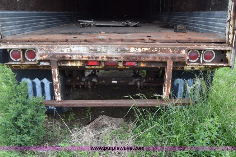 image for item E6478 1987 Great Dane 7311TJW48 dry van trailer