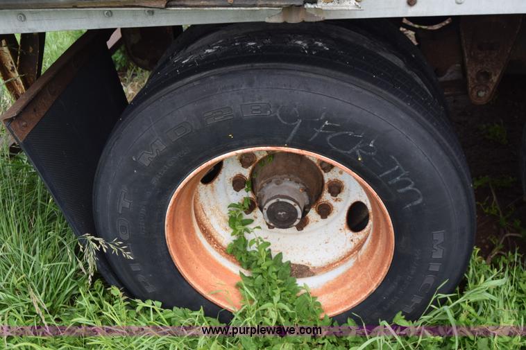 image for item E6478 1987 Great Dane 7311TJW48 dry van trailer