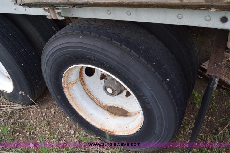 image for item E6478 1987 Great Dane 7311TJW48 dry van trailer