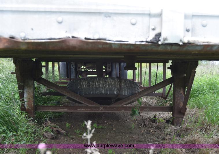 image for item E6478 1987 Great Dane 7311TJW48 dry van trailer